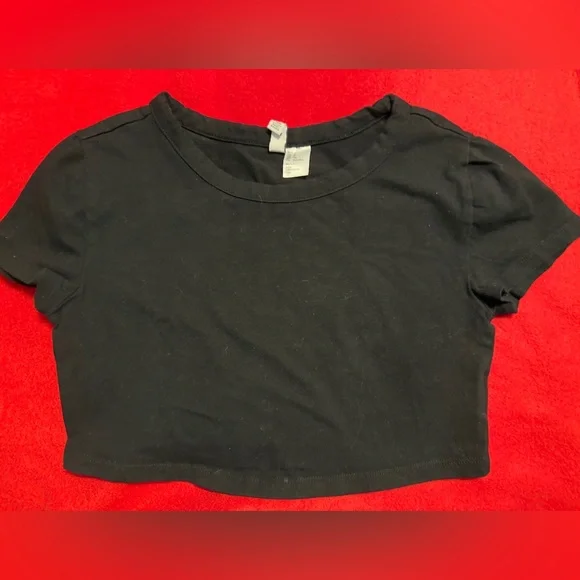 Classic Black Women's Crop Top - Picture 1 of 1